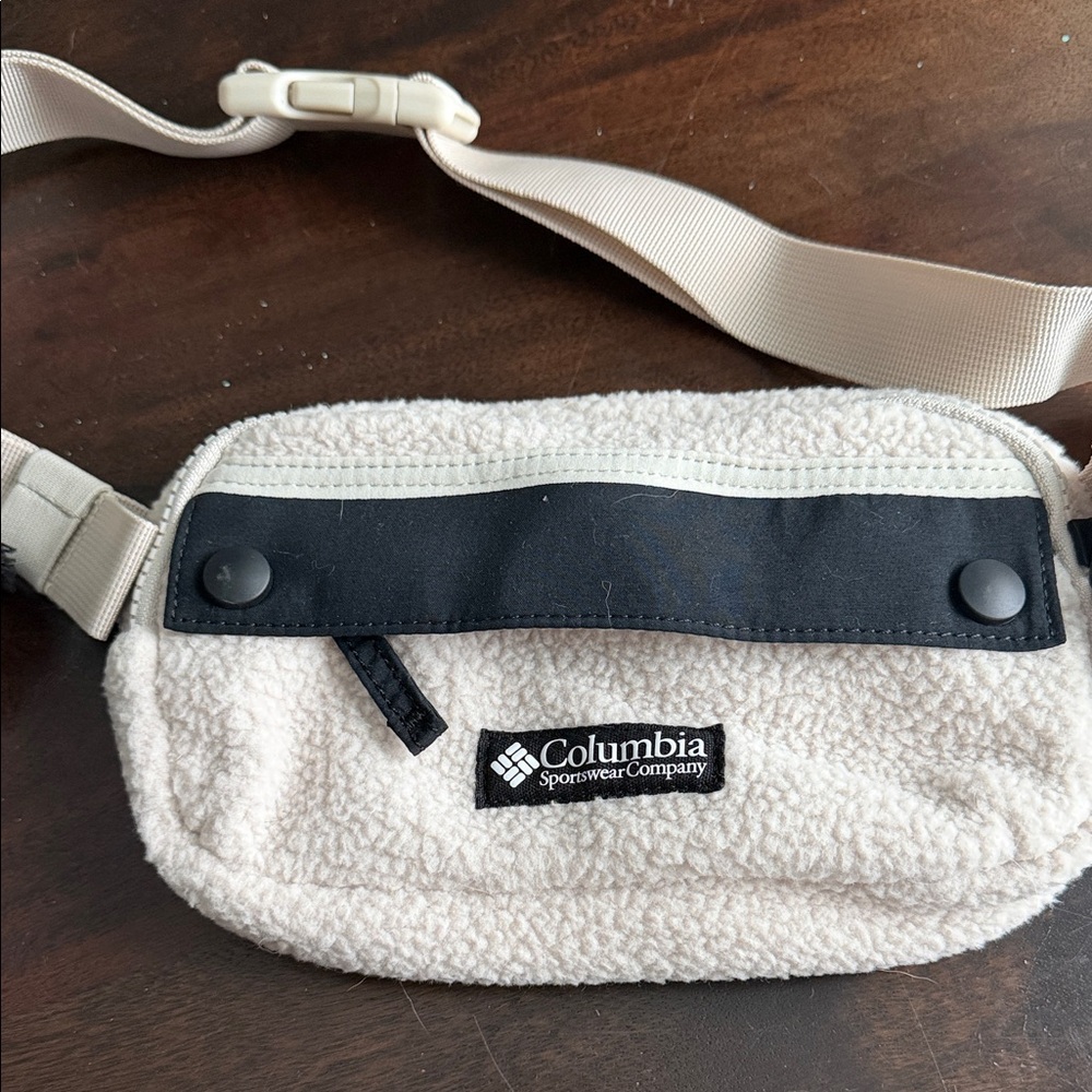 Columbia Cream and Black Crossbody Bag